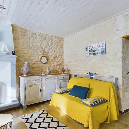 Ideal Pour 2 Adultes Et 3 Enfants - Sur 롱주빌 쉬르메르