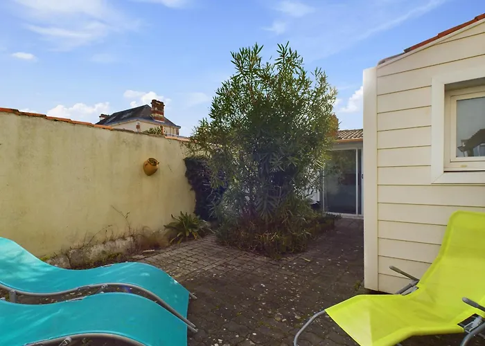 Ideal Pour 2 Adultes Et 3 Enfants - Sur *