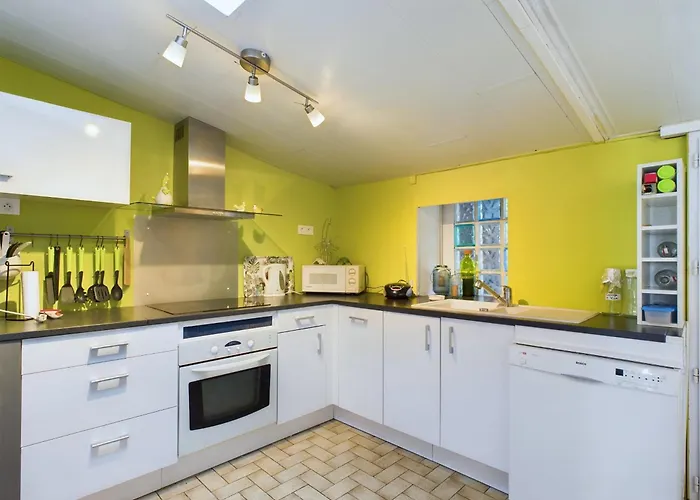 Ideal Pour 2 Adultes Et 3 Enfants - Sur *